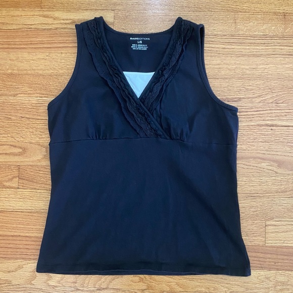 Basic Editions Top Women’s Large Black Sleeveless Shirt V neck Ruffle Neckline - Picture 1 of 6